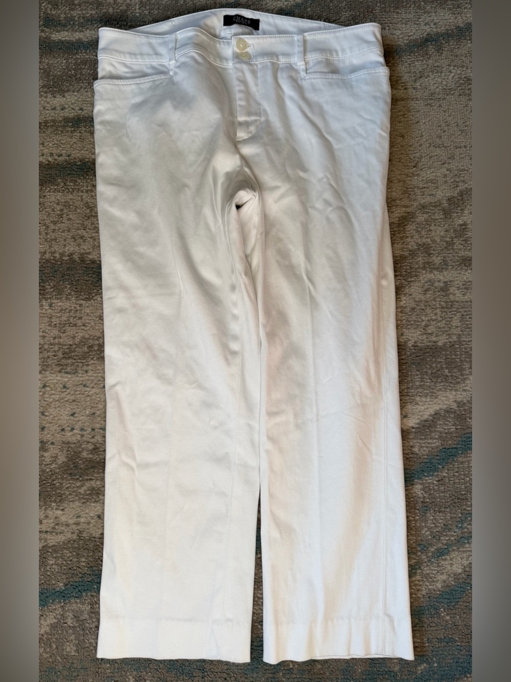 Chaps Women's Size 8 White Cropped Pants
